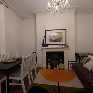 Guest house Hill House, London