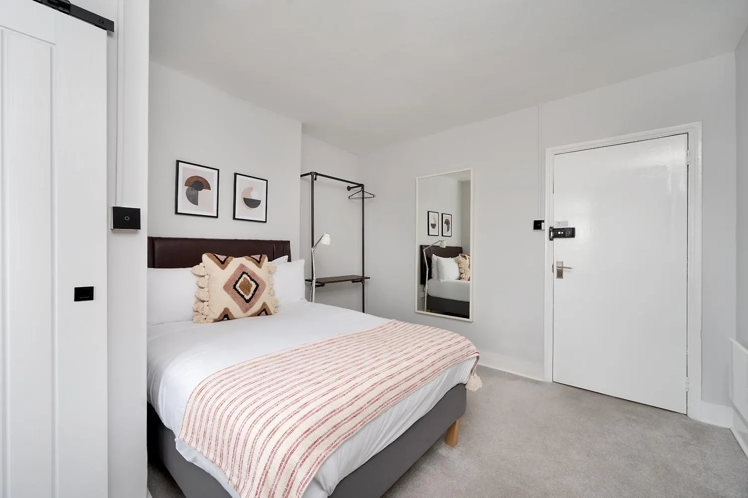 D8 House Apartment London 0*,  United Kingdom